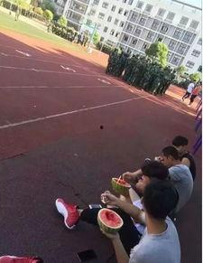 军训学妹跳舞吃瓜视频完整版