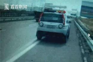 楼下停车吃瓜视频